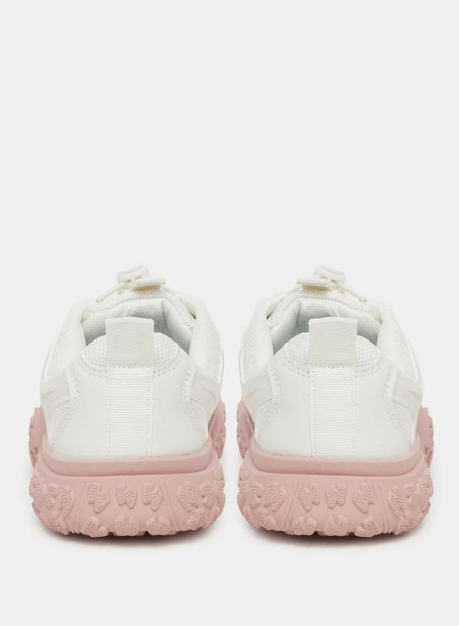 Styli Styli Women Textured Sole Toggle Lace Sneakers