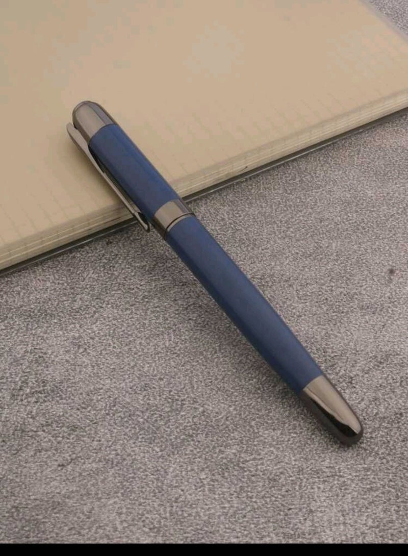 Feather tip calligraphy pen