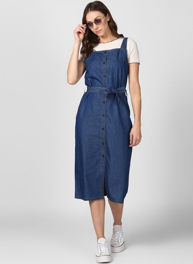 StyleStone فستان بونا فور للنساء من ستايل ستون باللون الأزرق المصنوع من الدنيم - Image 1