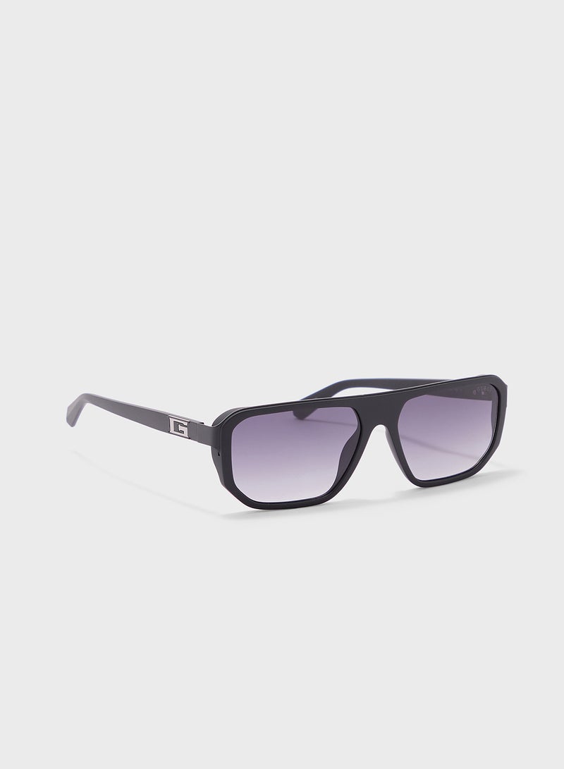 GUESS Uv Protected Polarized  Wayfarer Sunglasses - Image 1