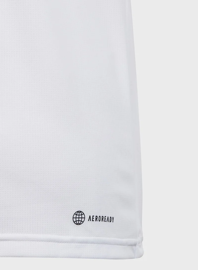 adidas تيشيرت أطفال أساسي للتدريب مزين بشعار للعلامة التجارية