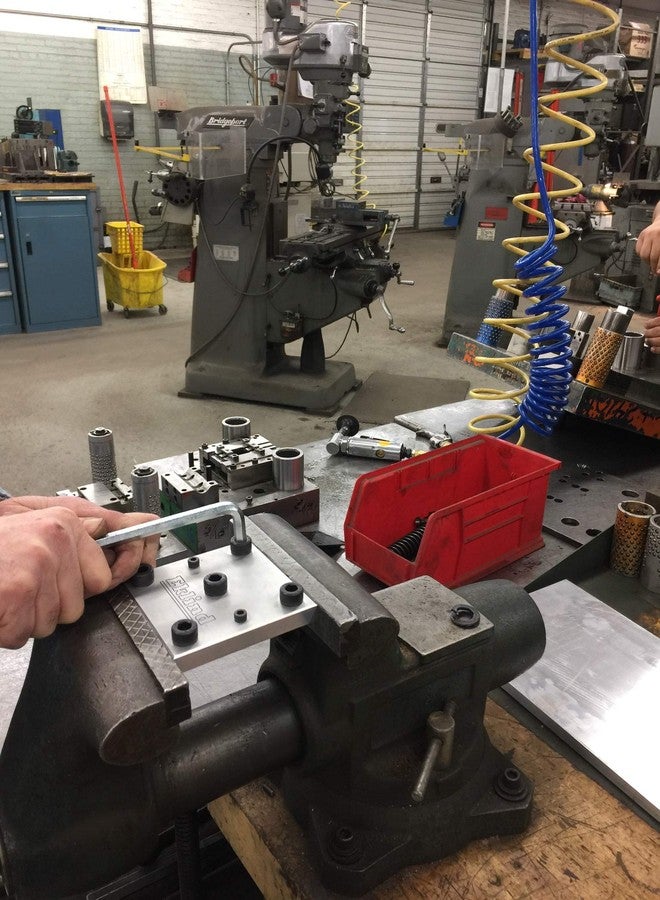 إكليند تول مفتاح ألين سداسي من إكليند تول 10214، مجموعة من 14 قطعة، مقاسات SAE بوصة 0.050-1/2 سلسلة طويلة مع علبة معدنية - Image 3