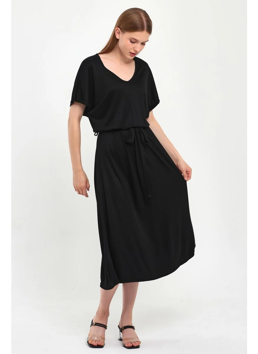 Alexander Gardi Belted V-Neck Dress (B23-00239)