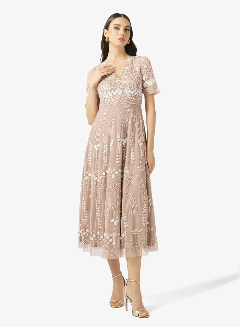 Frock and Frill Sequin Detailed Short Sleeve Midi Dress