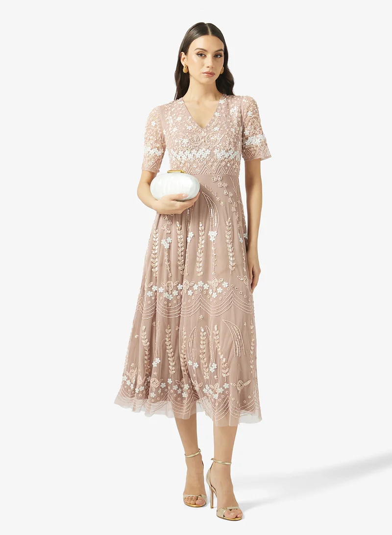 Frock and Frill Sequin Detailed Short Sleeve Midi Dress