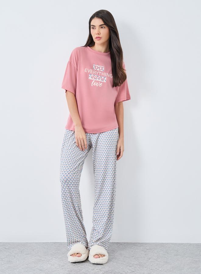 Styli Slogan Drop Shoulder T-Shirt and Geo Print Pyjama Set - Image 1
