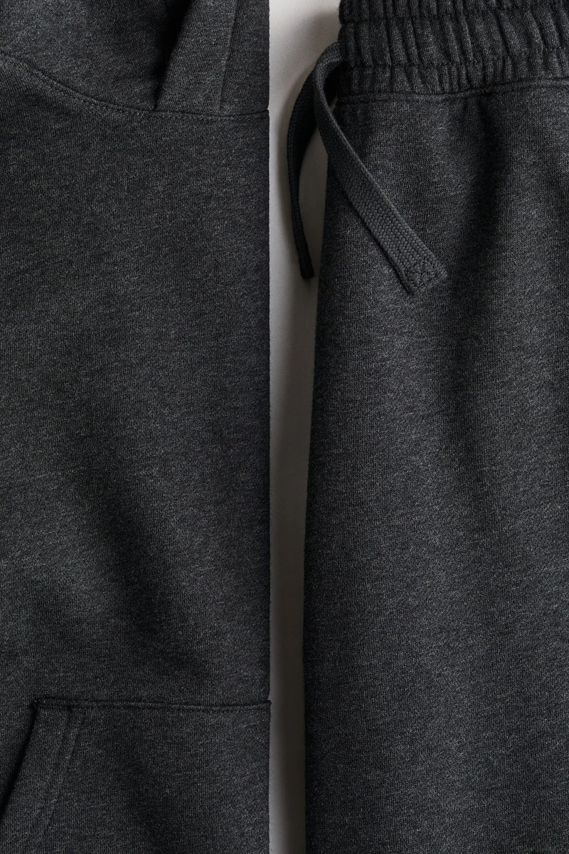 اتش اند ام طقم مكون من هودي وبنطلون غوغرز - عبوة من قطعتين