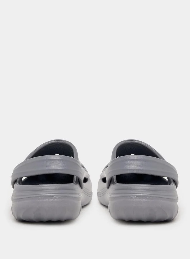 Styli Styli Cut-Out Detail Slip On Clogs