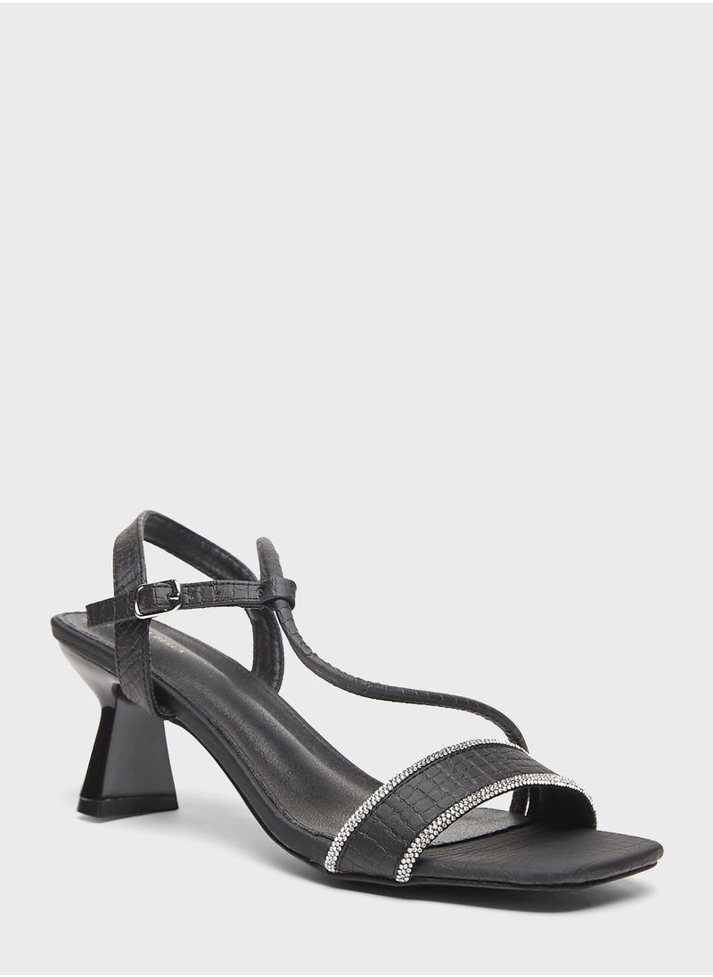 shoexpress - Casual Heel Sandals - Image 1