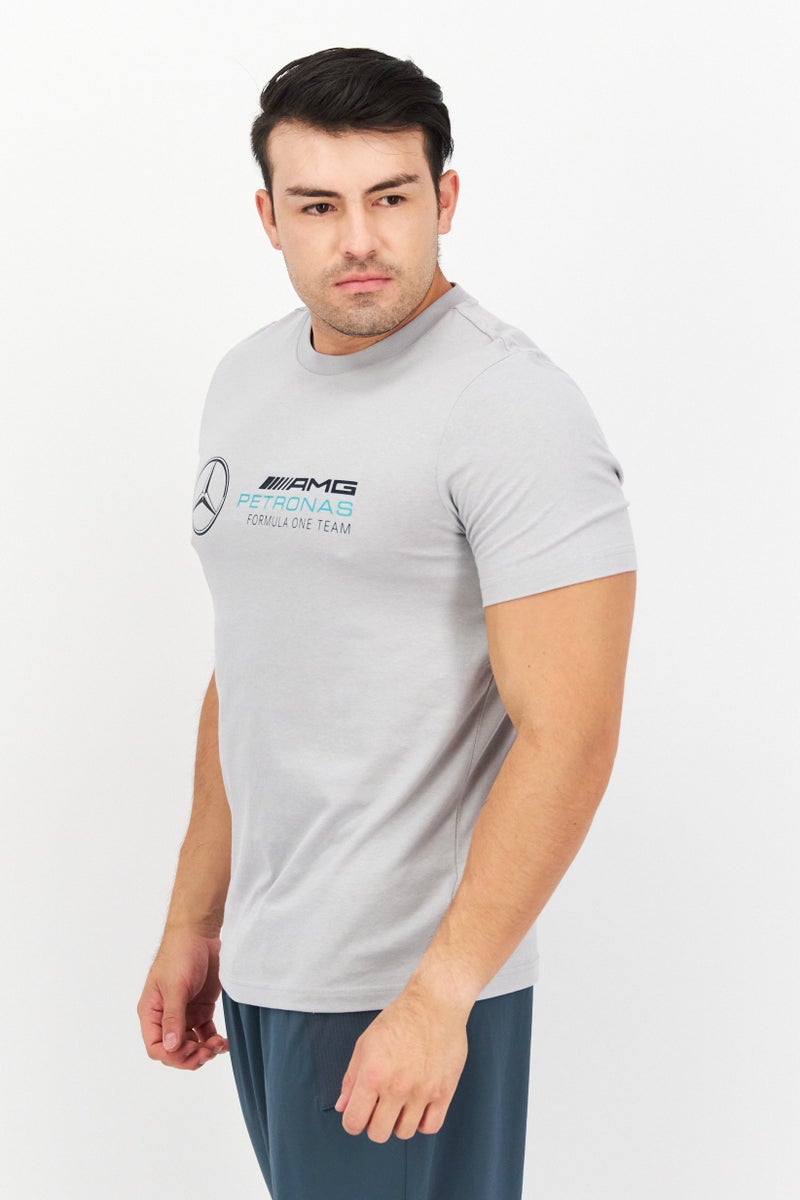 PUMA تي شيرت تدريب قصير الأكمام للرجال من بومة × مرسيدس AMG، رمادي - Image 2