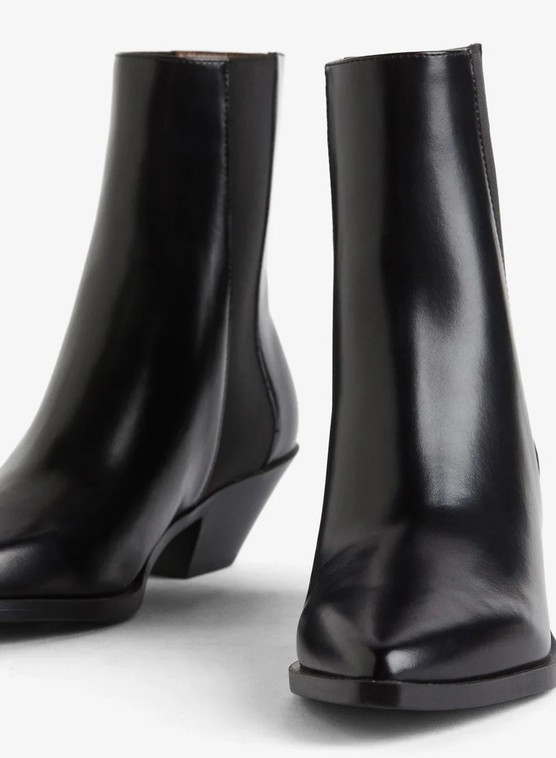 H&M Heeled Chelsea boots