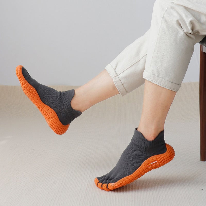 GallonShark Unisex Barefoot Training Five Finger Shoes - Image 3