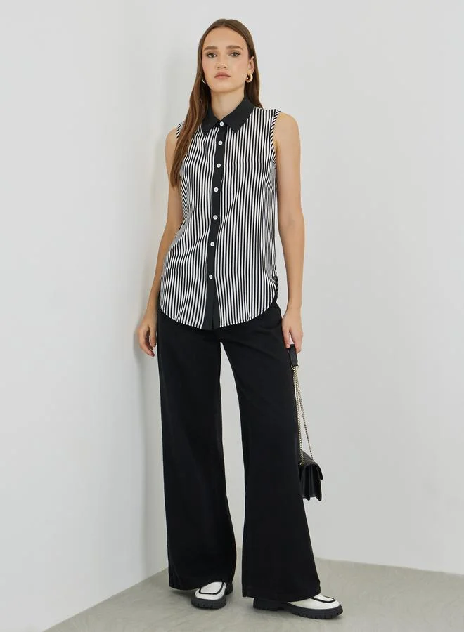 تايك تو قميص بدون أكمام مخطط بياقة عريضة