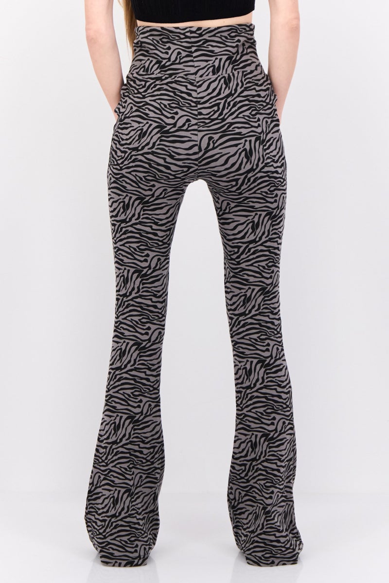 Urban Classic Women Flare Leg Animal Printed Palazzo Pants, Multicolor - Image 3