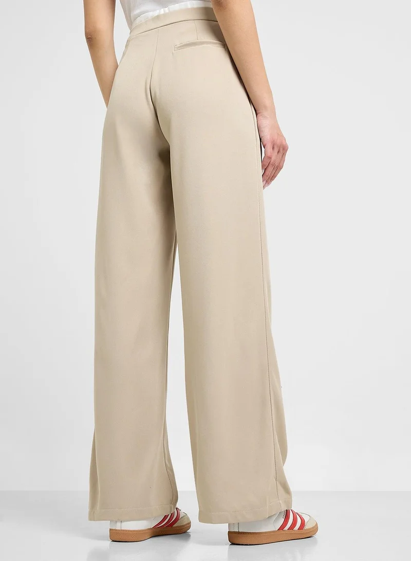 Ginger  Contrast Waist Panel Straight Fit Pants for Women | Best Price UAE