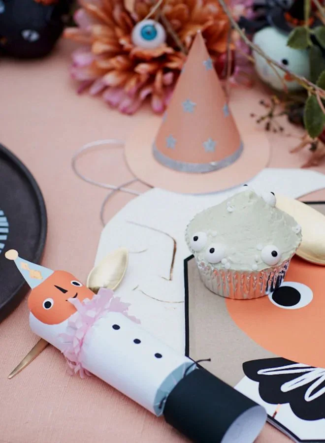 Meri Meri Vintage Halloween Character Crackers
