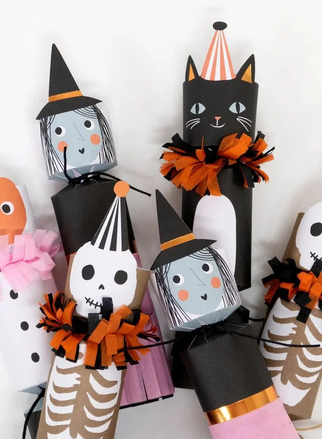 Meri Meri Vintage Halloween Character Crackers