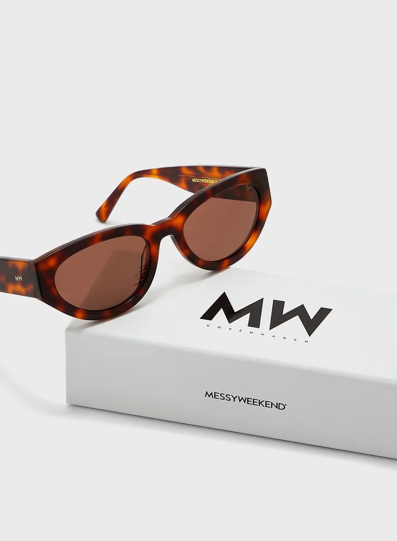 MESSYWEEKEND Audrey Shape Sunglasses
