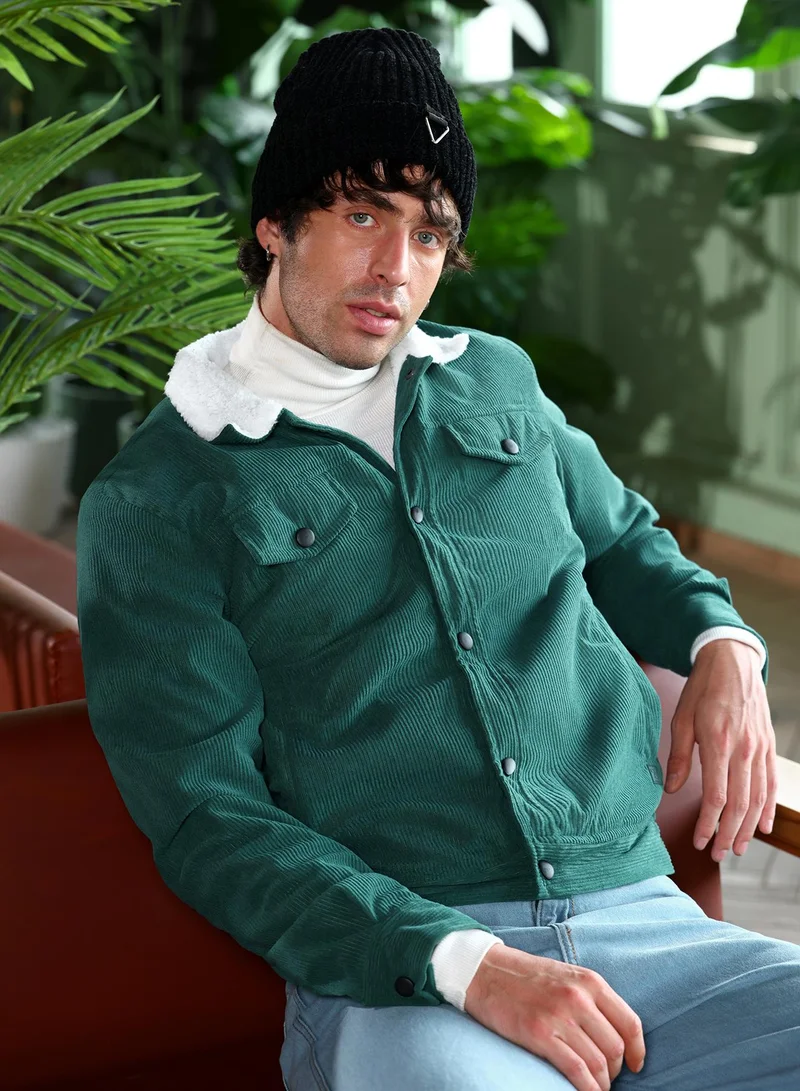 Campus Sutra Men Utility-Corduroy Jacket | Sherpa Point Collar, Long Button-Cuff Sleeves | Button , Band-Straight Hem | Colourblock Textured | Woven Fabric For Casual & Daily Wear | Emerald Green
