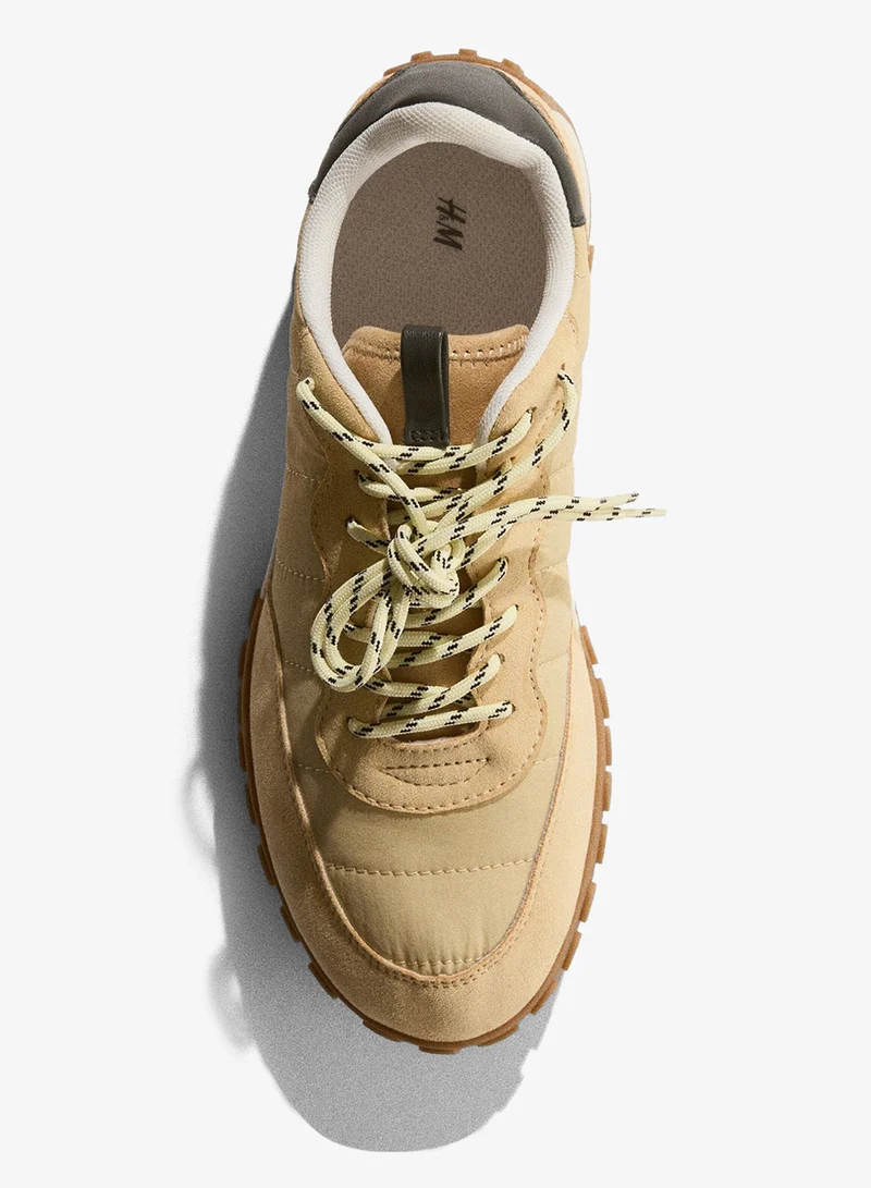 Chunky trainers