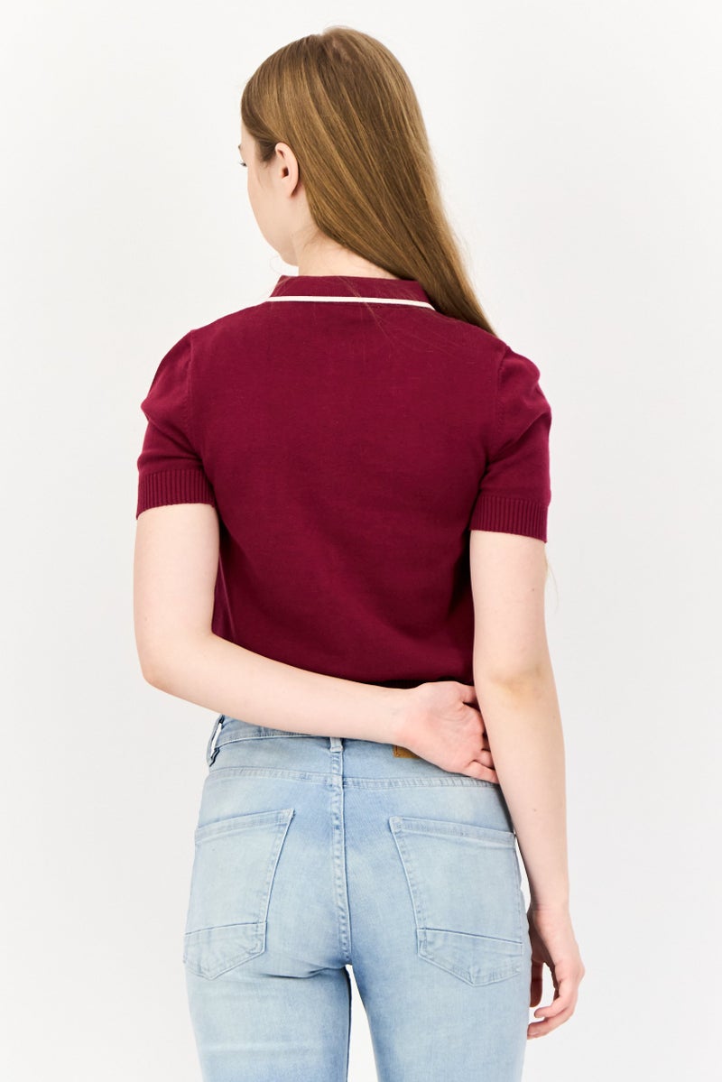 ONLY Women Spread Collar Short Sleeve Knitted Crop Polo Shirt, Maroon  - Image 3
