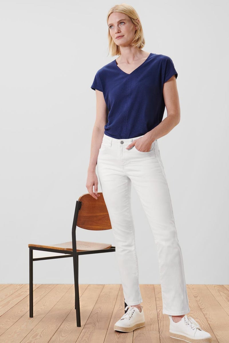 Tchibo سروال نسائي بقصة عادية مع نسيج مستقيم الساق، أبيض - Image 2