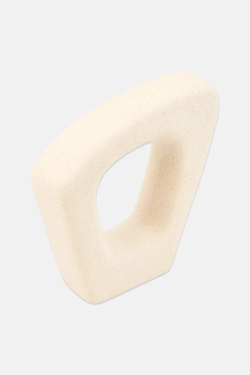 موي موتشو Ceramic Ornament