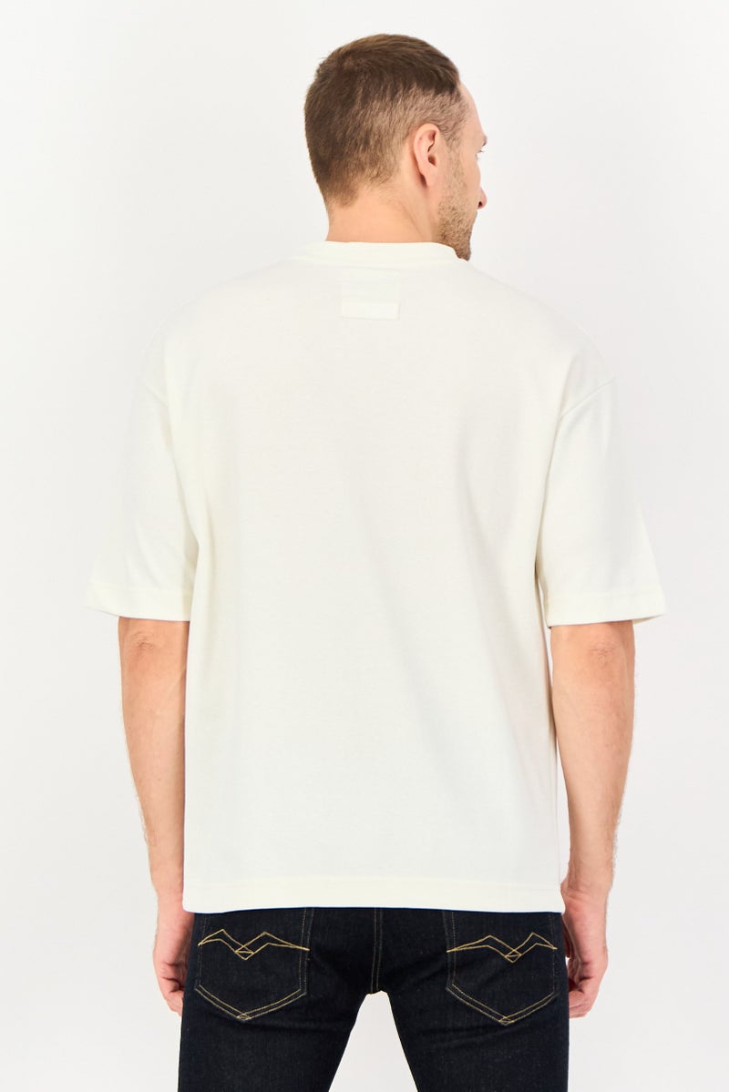 Blank Essentials تي شيرت رجالي بأكمام قصيرة وياقة دائرية بشعار العلامة التجارية، أبيض فاتح - Image 3