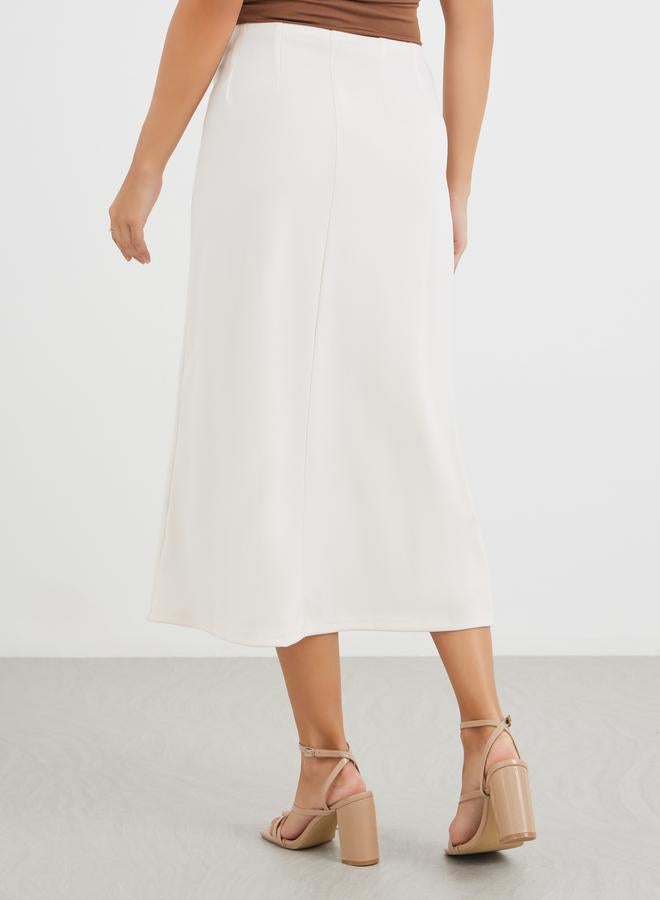 Styli Solid Mid Rise A-Line Midi Skirt - Image 4