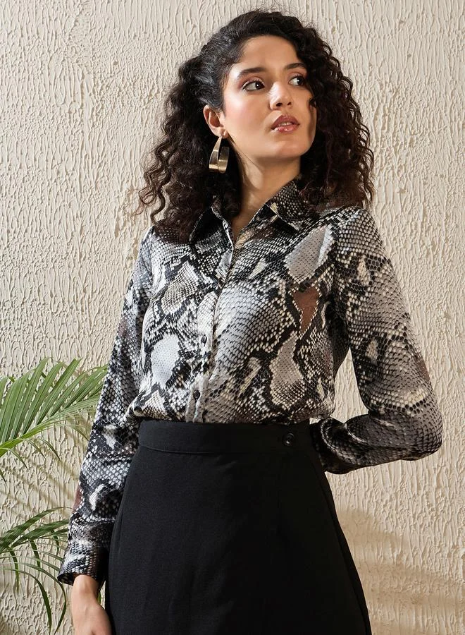 StyleStone Stylestone Snakeskin Print Buttoned Long Sleeve Shirt