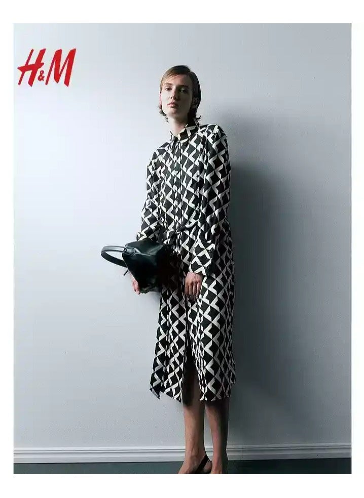 H and M - HM Women's New Loose Lightweight Comfortable And Fashionable Dress - Image 1