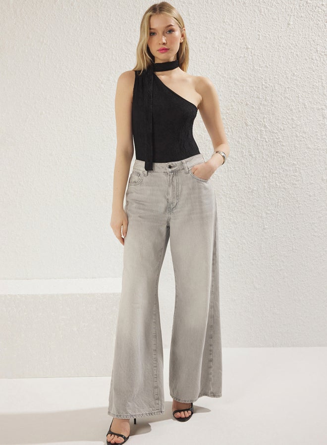 trendyol Black Lace Accessory Detail Regular/Normal Pattern Single Sleeve Knitted Bodysuit - Image 2