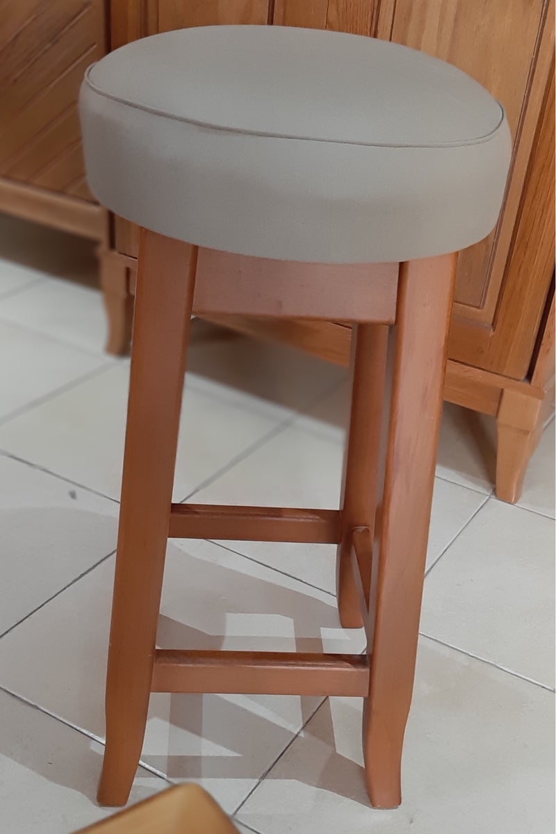 ام فرنتشر - كرسي بار مستدير - بني 34x34x67 بمقعد بيج - Image 1