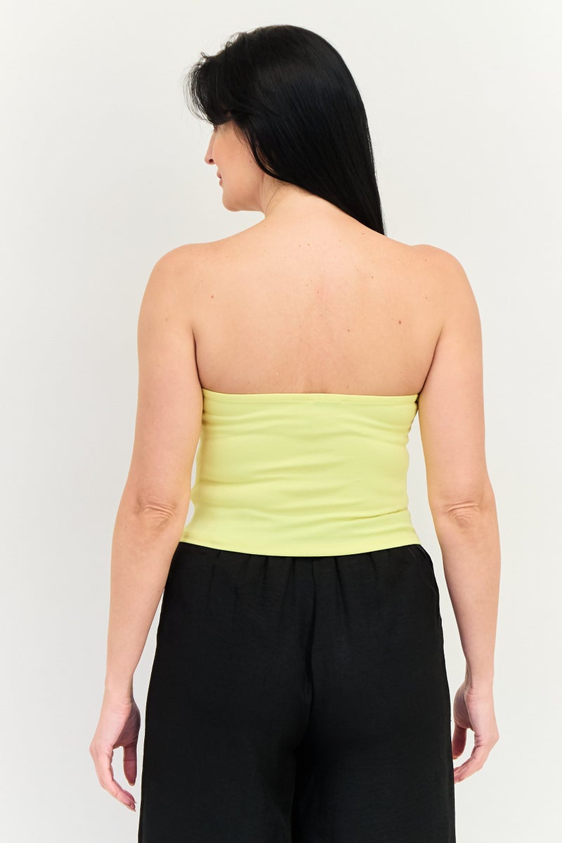 Bershka بلوزة قصيرة بدون أكتاف بتصميم ياقة قلب للنساء، صفراء - Image 3