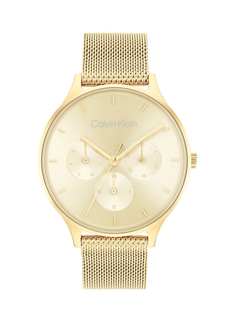 CALVIN KLEIN ساعة يد أنالوج دائرية مقاومة للماء مع حزام ذهبي 25200103  - Image 2