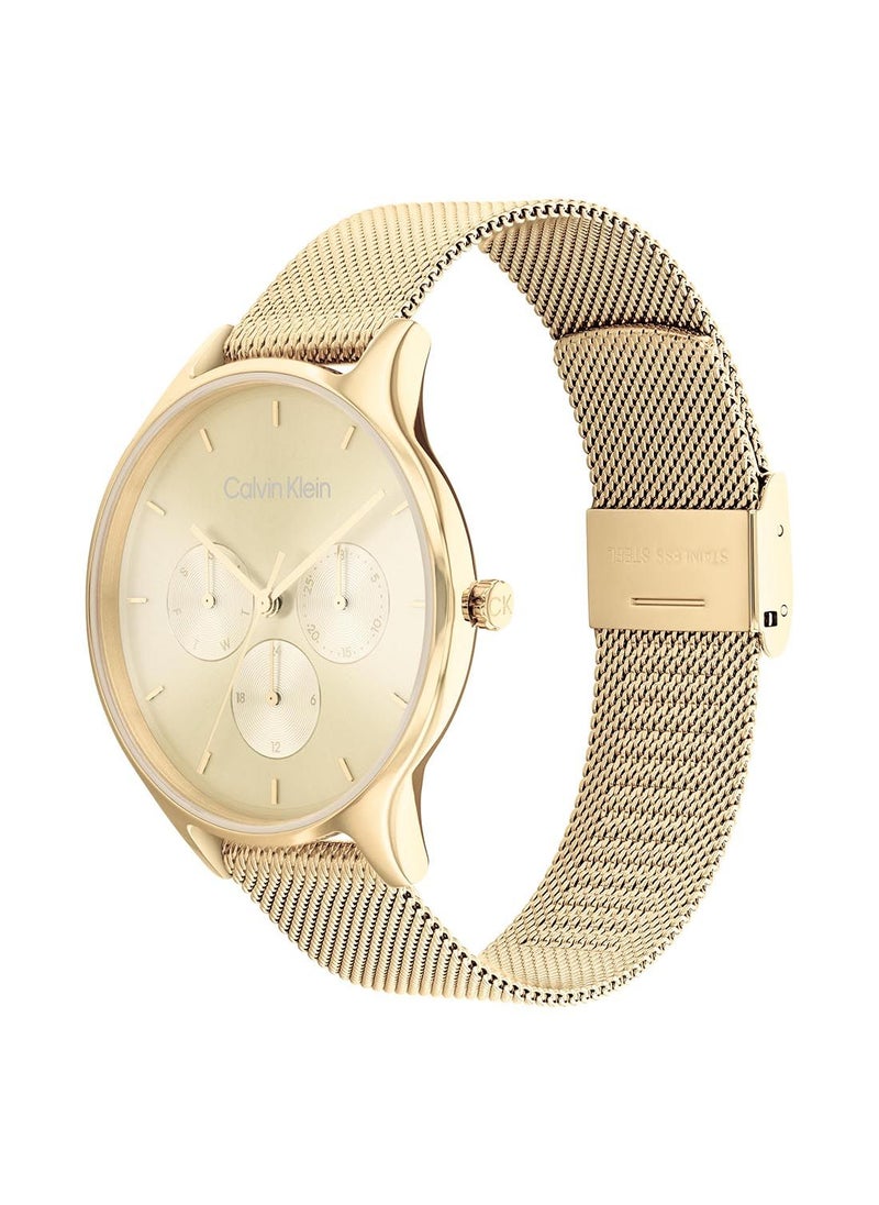 CALVIN KLEIN ساعة يد أنالوج دائرية مقاومة للماء مع حزام ذهبي 25200103  - Image 1