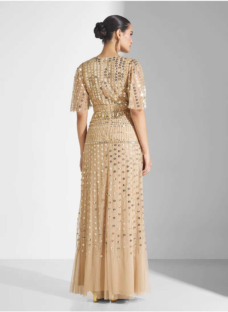 اميليا روز Embellished Flared Sleeve Maxi Dress