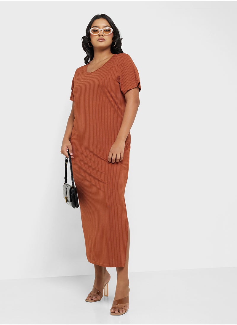 Ginger Plus - Ribbed T-Shirt Dress With Side Slit - Image 1