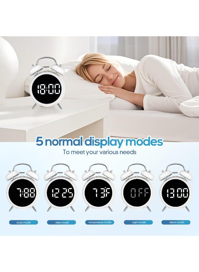 زيريفام ساعة منبه بجرسين، ساعة منبه رقمية صغيرة، ساعة منبه إلكترونية بجرسين مقاس 4 بوصات، ساعة منبه LED إلكترونية تعمل بجرس مزدوج، ساعة طاولة معدنية صامتة تعمل عبر USB أو البطارية، ساعة سرير عصرية عالية الصوت للبالغين والأطفال - Image 3