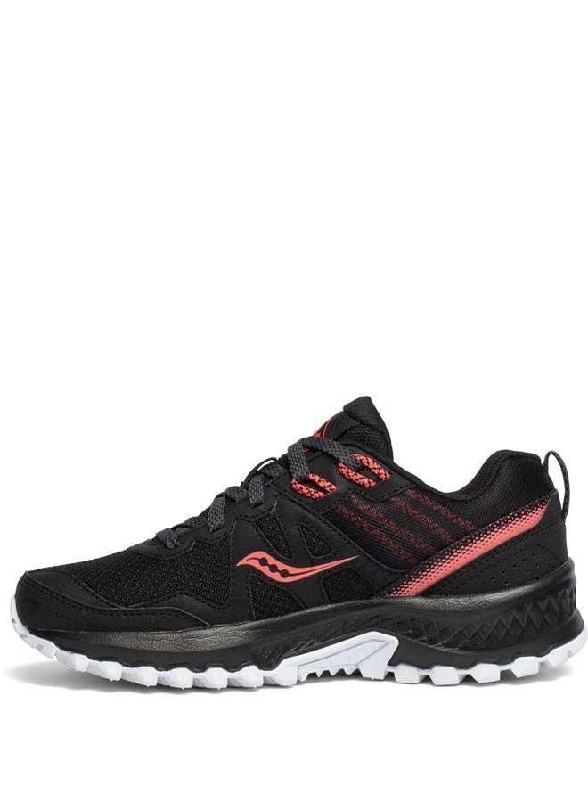 saucony حذاء نسائي إكسرشن TR14 أسود/كورال 7.5 W - Image 2