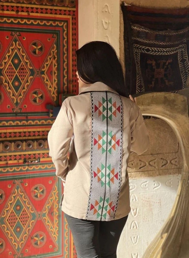Stylish traditional Sadu shirt for Foundation Day  - Image 2