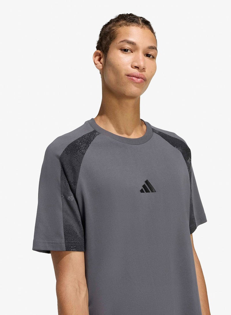 اديداس تيشيرت بطبعة مموهة - Image 4