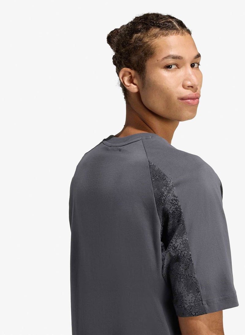 اديداس تيشيرت بطبعة مموهة - Image 5