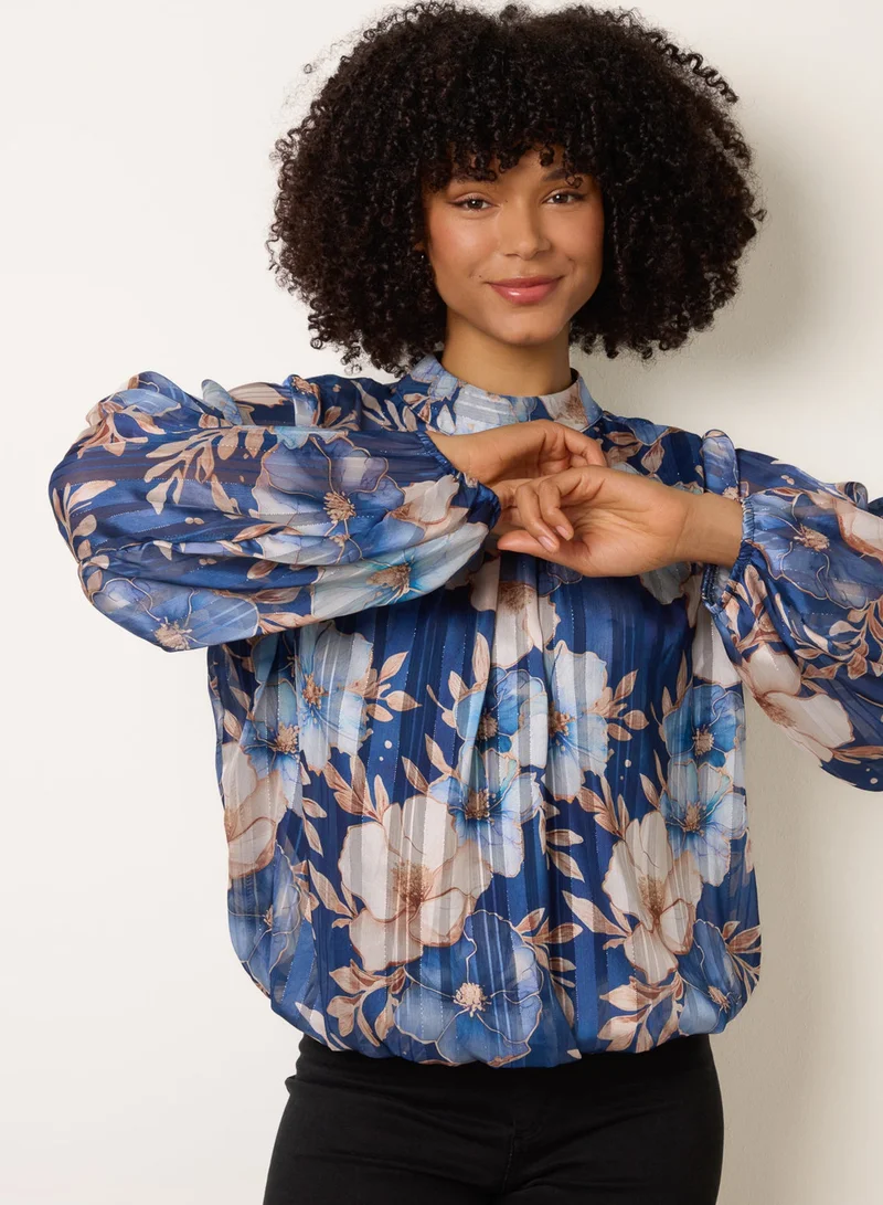 بلو فانيلا Floral Metallic Puffball Top