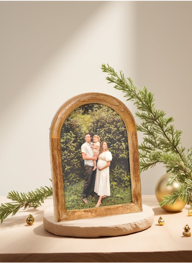 Mars & More - Handcrafted Wooden Arch Photo Frame 15x20 cm by Artesania - Image 1