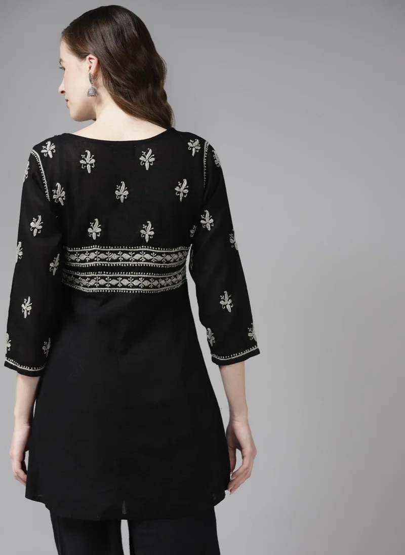 ZERESOUQ Black Cotton Lucknowi Chikan Kurti