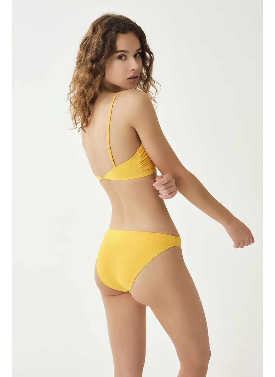 داجي Yellow Thin Strap Bikini Top