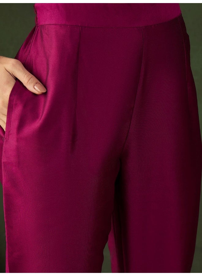 AKS Magenta Jacquard Kurta Set With Monochrome Dupatta  - Image 3