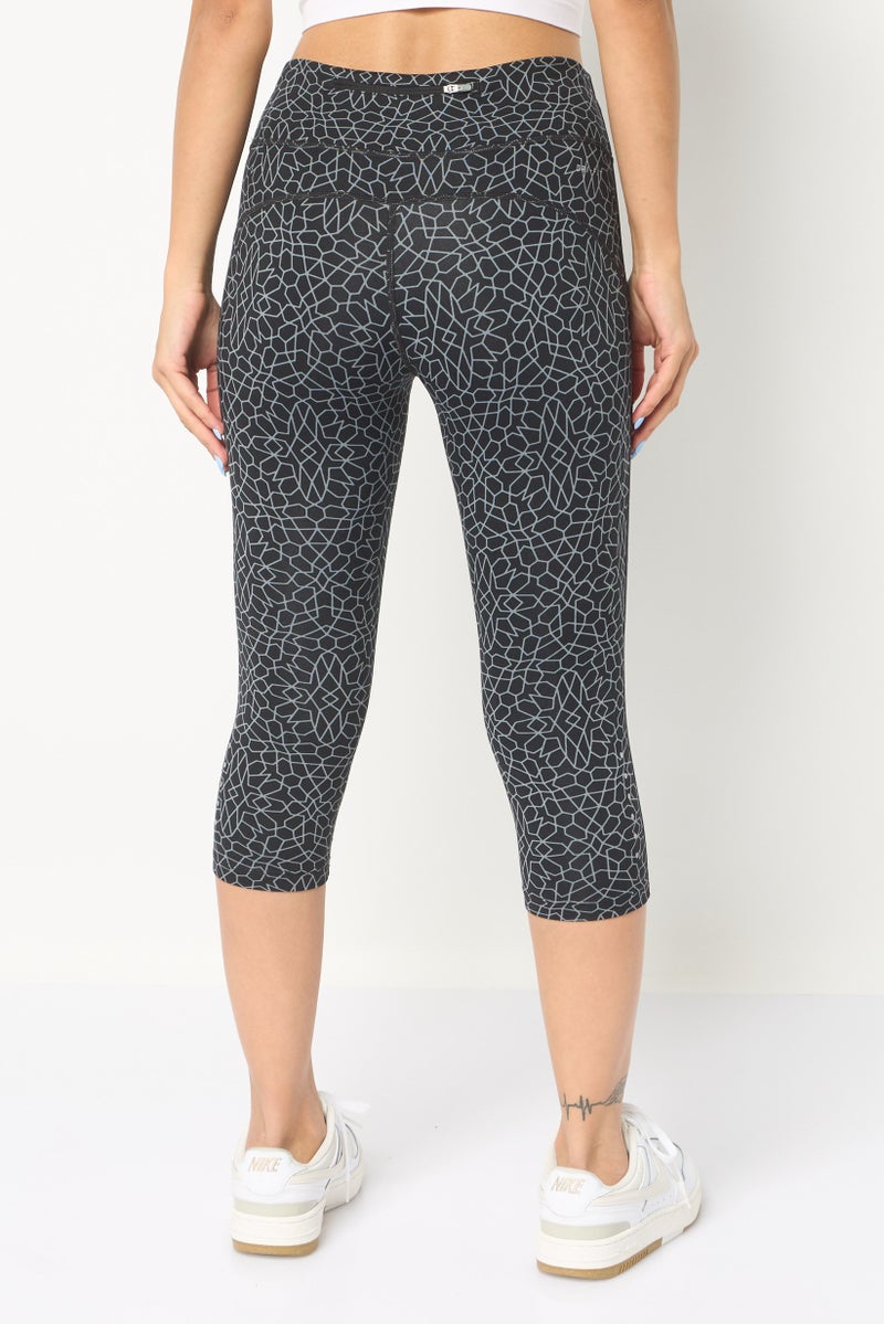 Nike Women Tight Fit Running Capri Tights, Multicolor - Image 4