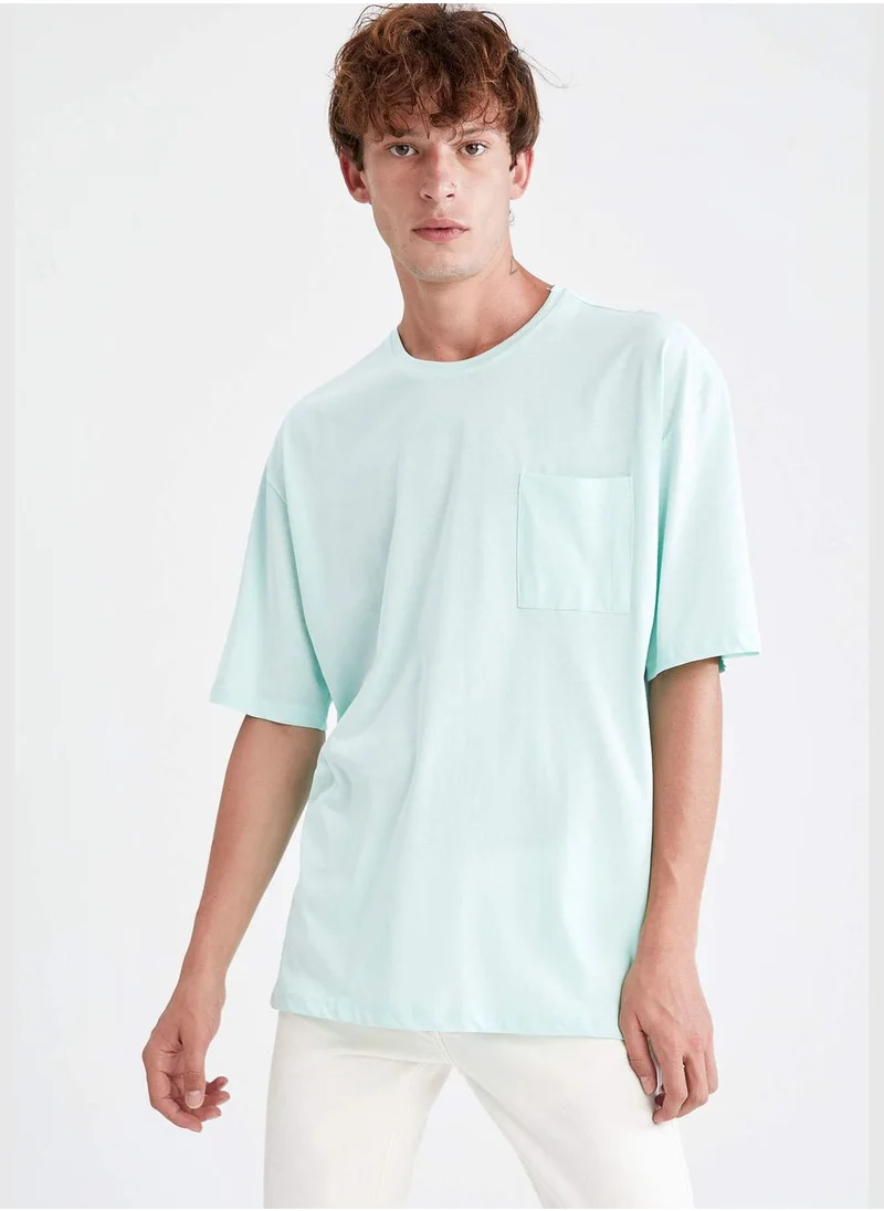 DeFacto Oversized Fit Short Sleeve T-Shirt